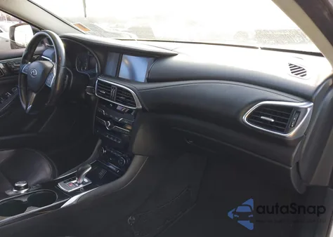 2017 Infiniti Qx30 Premium z USA, uszkodzony, nr VIN SJKCH5CRXHA024287